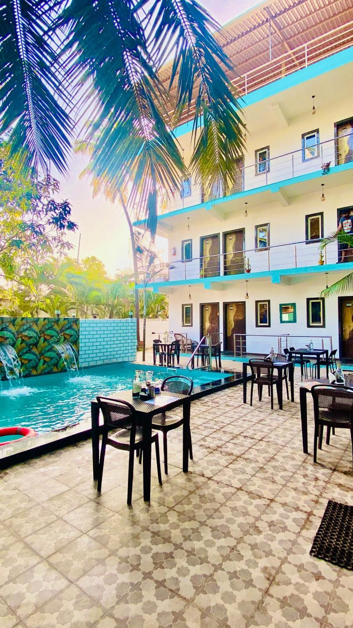 Bsg Stay - Turtle Beach Morjim Goa Buitenkant foto