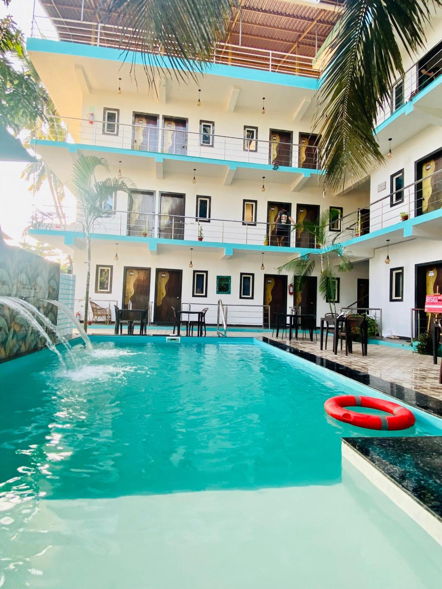 Bsg Stay - Turtle Beach Morjim Goa Buitenkant foto